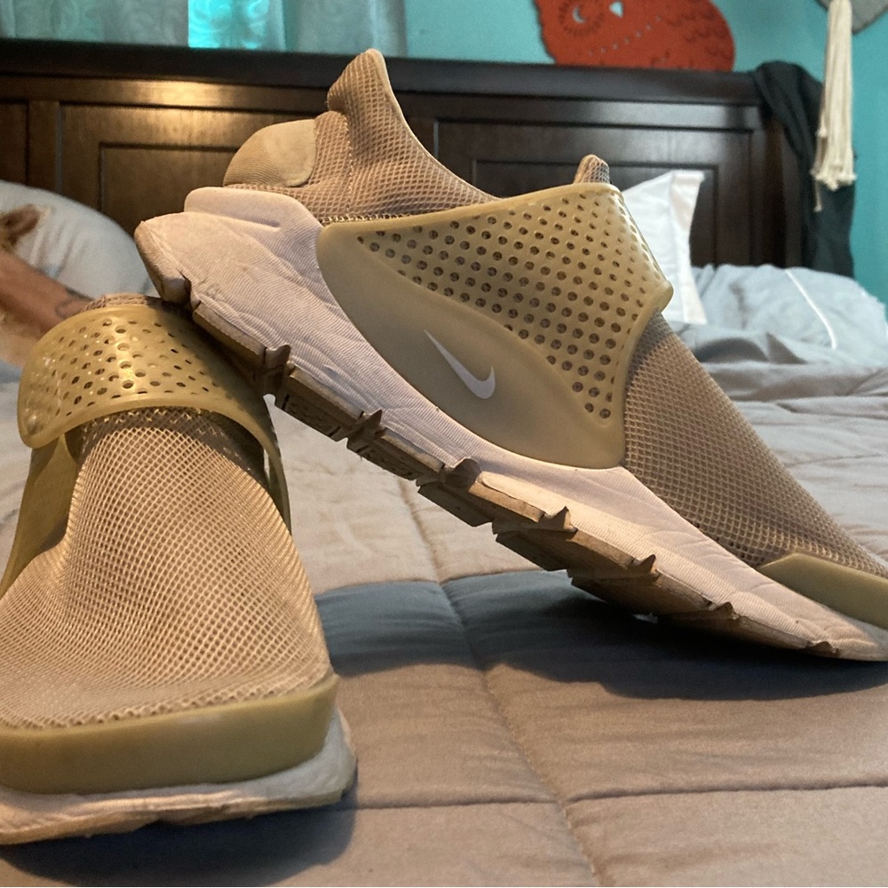 Nike women’s size 10